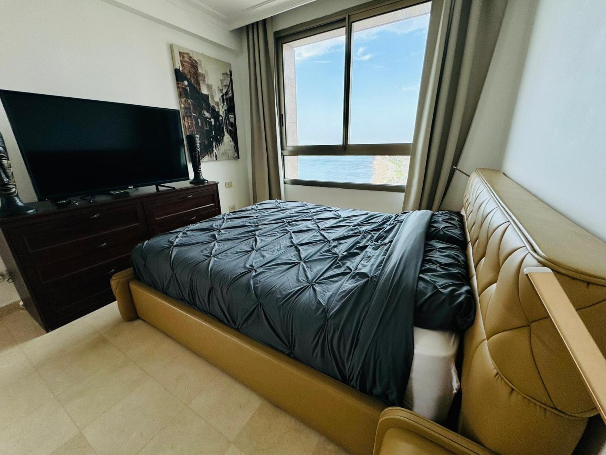 Luxurious Beach Apartment Хайфа Екстер'єр фото